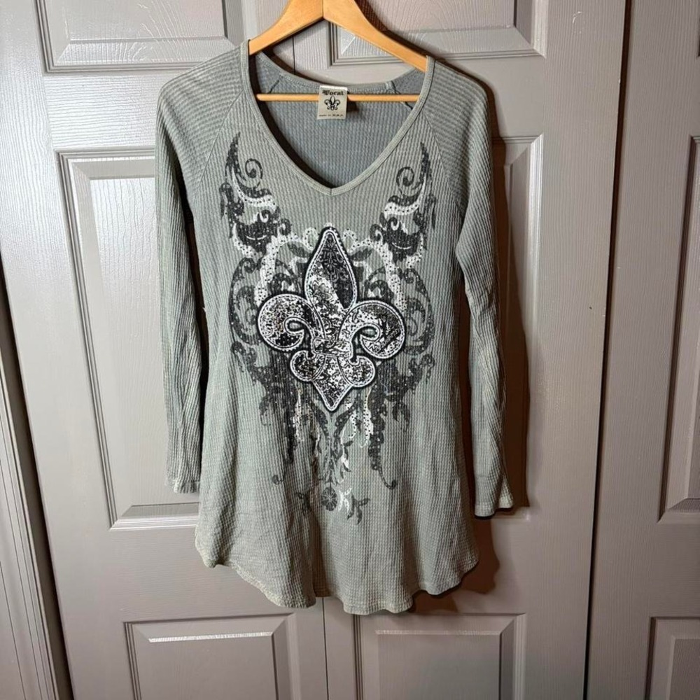 Vocal grunge long sleeve Size XL fleur de lis design fairy festival cottage